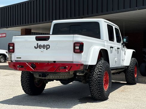 Used 2021 Jeep Gladiator Rubicon AWD/4WD image 9