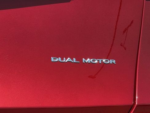 Used 2020 Tesla Model Y Long Range AWD/4WD image 34