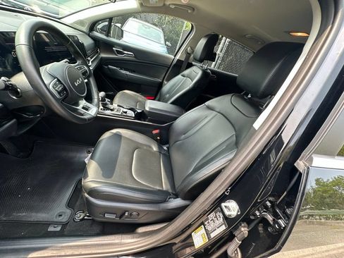 Used 2024 Kia Sportage EX AWD/4WD image 10