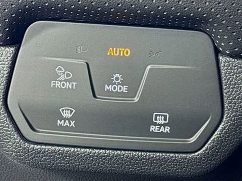 New 2026 Volkswagen Atlas SEL image 10