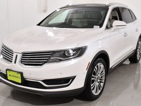 Used 2017 Lincoln MKX Reserve w/ Driver Assistance Package image 2