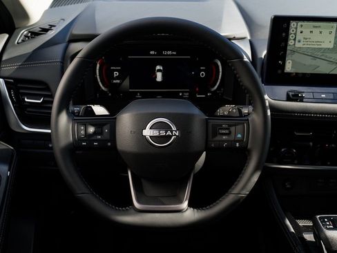 New 2026 Nissan Rogue Platinum w/ Platinum Premium Package AWD/4WD image 12