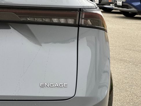 Used 2024 Nissan Ariya FWD image 34