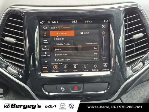 Used 2019 Jeep Cherokee Limited AWD/4WD image 17