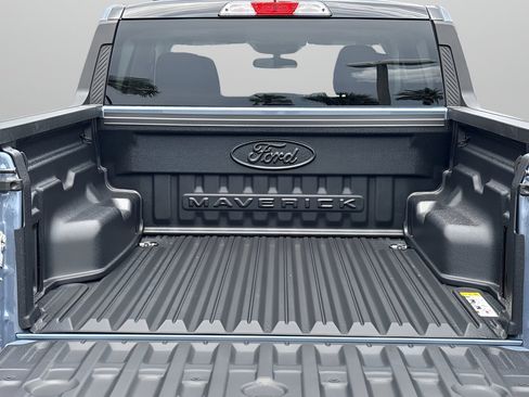 New 2025 Ford Maverick XLT w/ XLT Luxury Package image 8