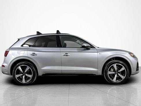 Used 2023 Audi Q5 2.0T Premium Plus w/ Premium Plus Package image 6