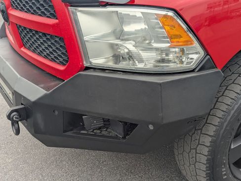 Used 2018 RAM 1500 ST w/ SXT Appearance Group AWD/4WD image 13