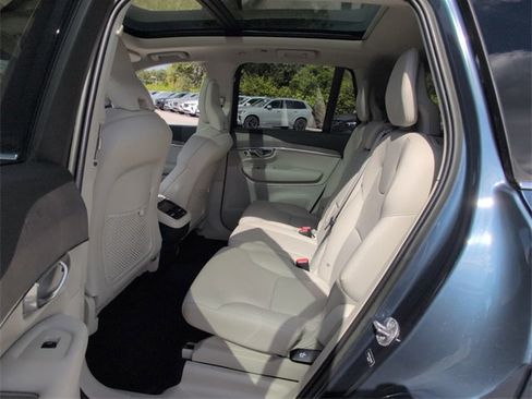 Certified 2023 Volvo XC90 B6 Core image 7