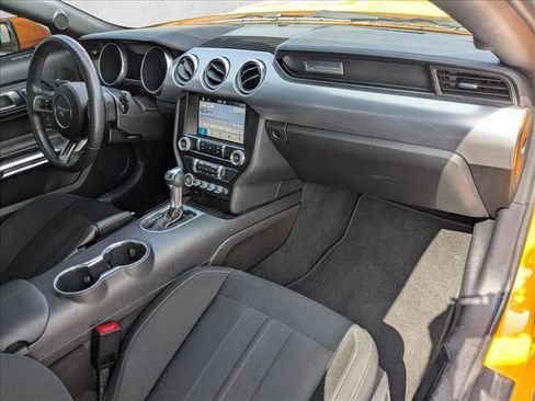 Used 2019 Ford Mustang Coupe w/ Equipment Group 101A RWD image 18