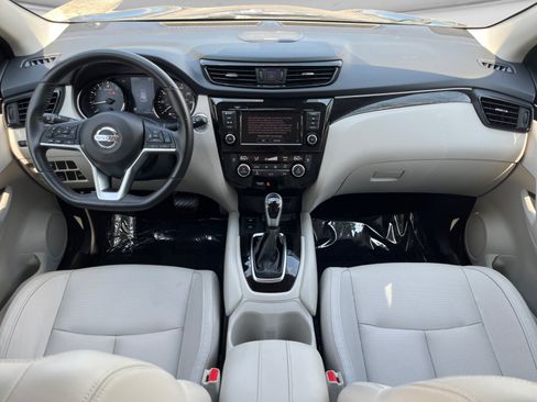Used 2019 Nissan Rogue Sport SL w/ Premium Package AWD/4WD image 10