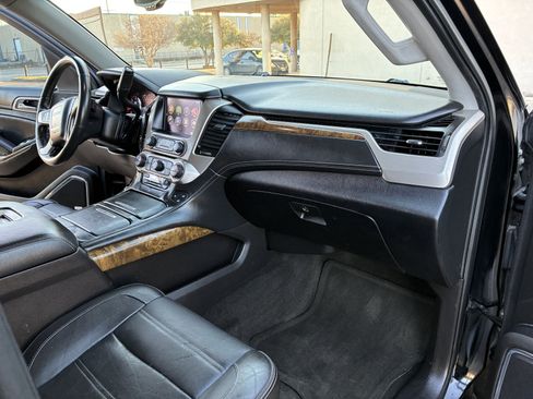 Used 2016 GMC Yukon Denali RWD image 16