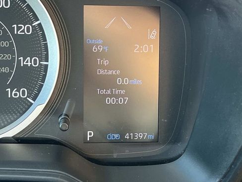 Used 2020 Toyota Corolla LE image 33