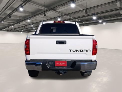 Used 2021 Toyota Tundra SR5 w/ SR5 Leather Package image 15