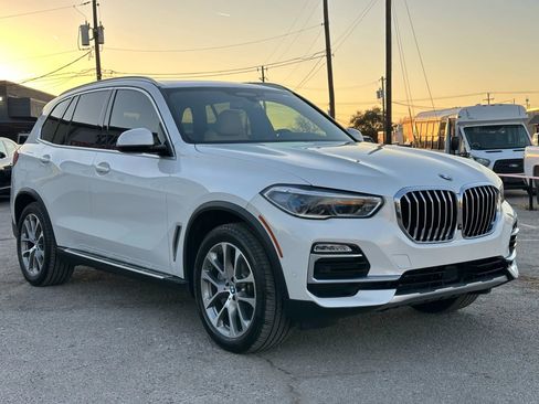Used 2021 BMW X5 xDrive45e w/ Executive Package image 9
