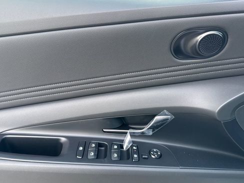 New 2026 Hyundai Elantra SEL Sport Premium FWD image 11