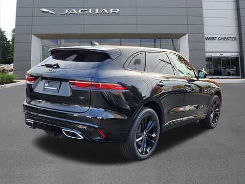 New 2026 Jaguar F-PACE R-Dynamic S image 4