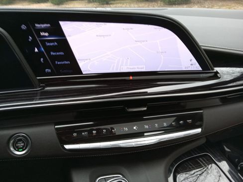 Used 2023 Cadillac Escalade Sport w/ Touring Package image 18