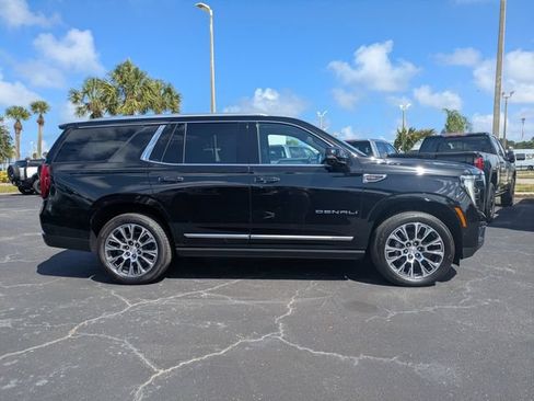 New 2026 GMC Yukon Denali w/ Denali Reserve Package AWD/4WD image 3
