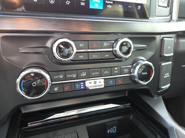 New 2026 Ford F350 Lariat w/ Lariat Ultimate Package AWD/4WD image 26