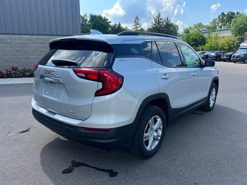 Used 2019 GMC Terrain SLE w/ Driver Convenience Package AWD/4WD image 5