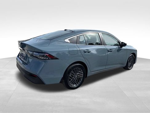 New 2026 Nissan Sentra SV w/ SV Convenience Package FWD image 6