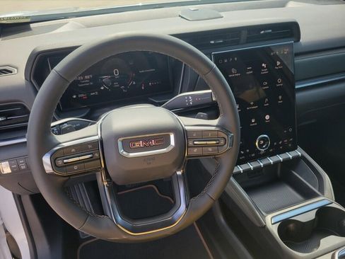 New 2026 GMC Terrain AT4 w/ Convenience Package III image 16