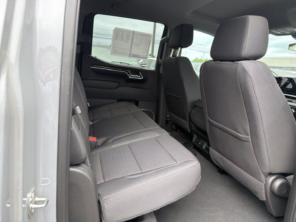 Used 2024 GMC Sierra 1500 Elevation AWD/4WD image 17