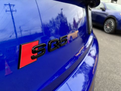 Used 2025 Audi SQ5 Premium Plus image 13