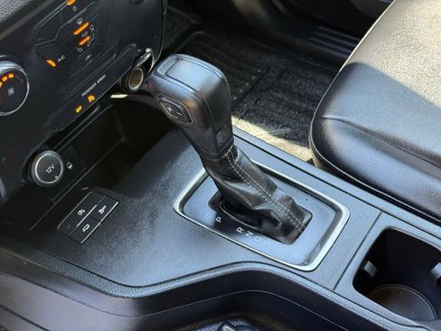 Used 2021 Ford Ranger XL RWD image 34