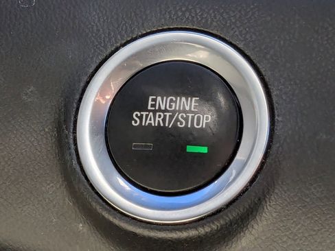 Used 2021 GMC Terrain SLT image 30