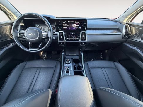 Used 2023 Kia Sorento EX AWD/4WD image 11