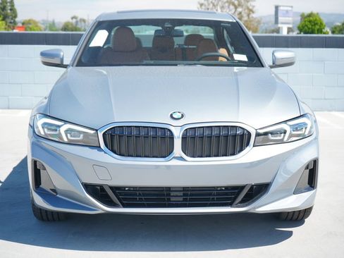 New 2026 BMW 330i Sedan RWD image 2