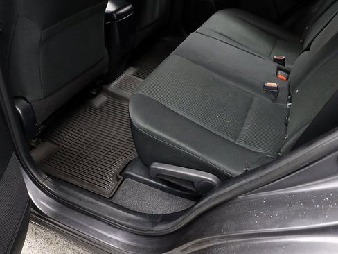 Used 2017 Toyota RAV4 LE image 25