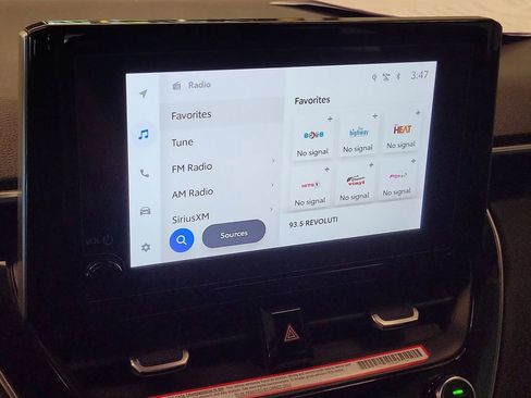 Used 2024 Toyota Corolla Cross XSE w/ Convenience Package image 24