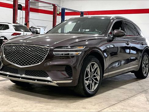 Used 2022 Genesis GV70 2.5T w/ Advanced Package AWD/4WD image 32