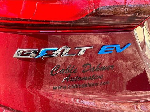 Used 2020 Chevrolet Bolt LT FWD image 27