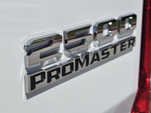 Used 2025 RAM ProMaster 2500 FWD image 10
