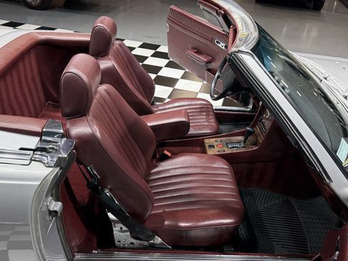 Used 1988 Mercedes-Benz 560 SL image 60