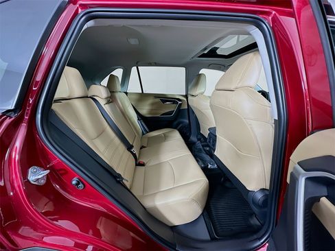 New 2025 Toyota RAV4 XLE Premium image 29