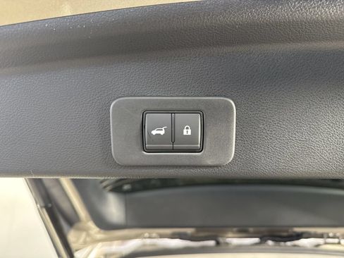 Used 2025 Nissan Murano SL w/ Cargo Package AWD/4WD image 35