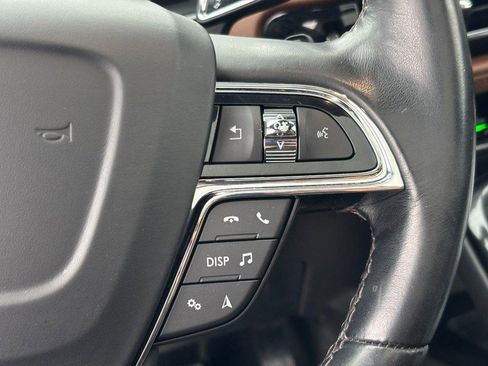 Used 2023 Lincoln Nautilus Reserve w/ Equipment Group 201A image 20