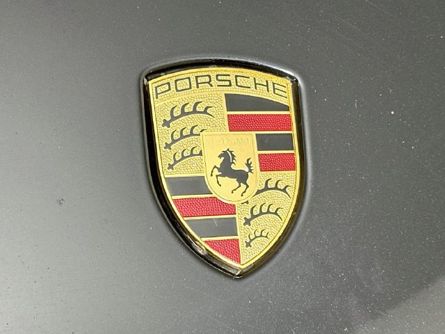 Used 2018 Porsche 718 Cayman RWD image 27