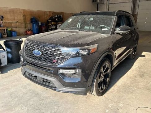 Used 2023 Ford Explorer ST w/ Technology Package AWD/4WD image 2