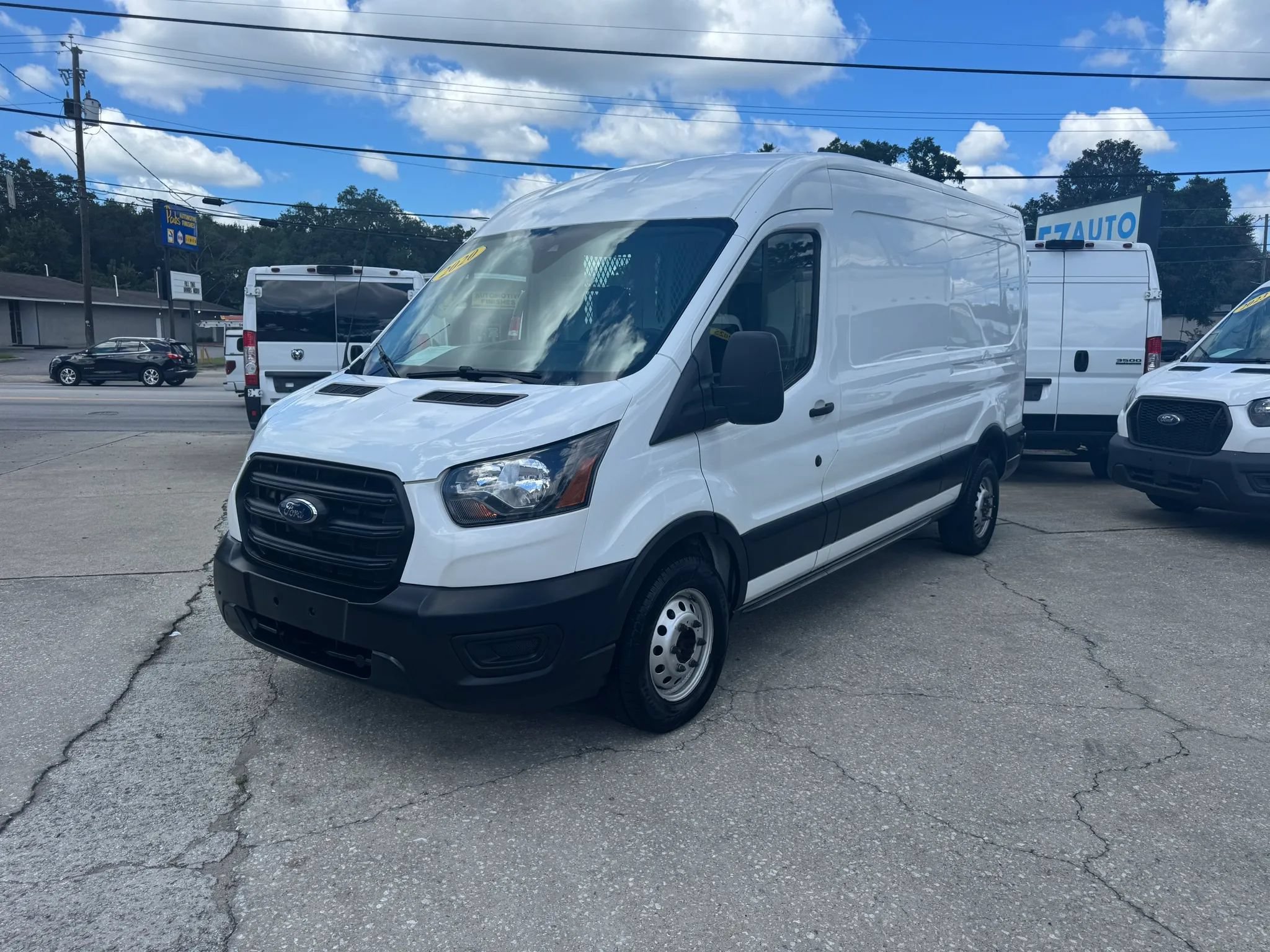 Used 2020 Ford Transit 250 Medium Roof AWD w/ Load Area Protection Package image 5