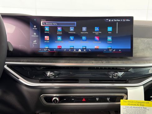 Used 2026 BMW X5 sDrive40i w/ Premium Package image 15