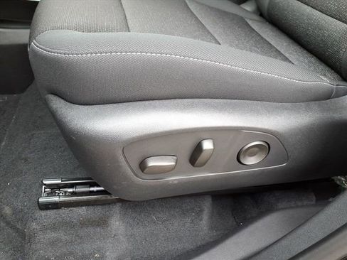 New 2026 Chevrolet Traverse LT image 7