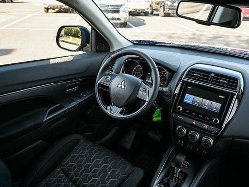 New 2025 Mitsubishi Outlander Sport LE image 13