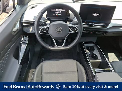 Certified 2024 Volkswagen ID.4 Pro S AWD/4WD image 15
