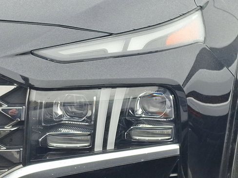 Used 2023 Hyundai Santa Fe Calligraphy image 5