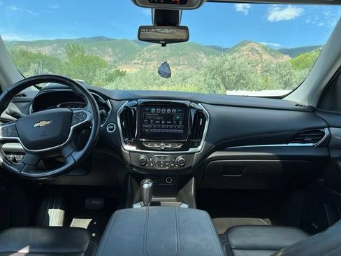Used 2018 Chevrolet Traverse LT AWD/4WD image 34